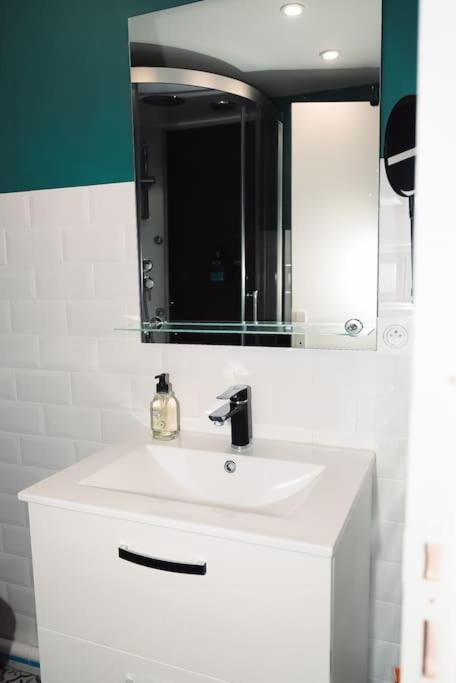 Appartement Duplex Au Coeur De 兰斯 外观 照片